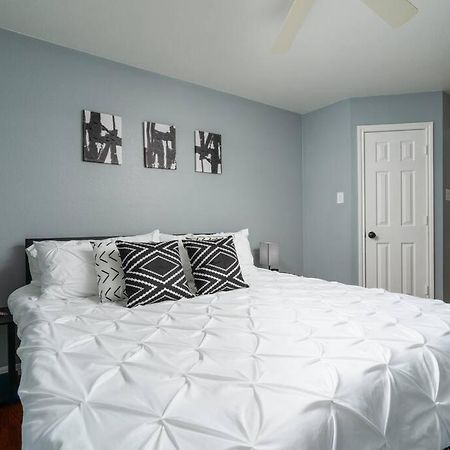 Elegant/4Miles To Downtown/Gameroom & Firepit Austin Luaran gambar